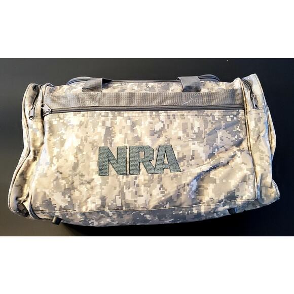 NRA Digital Camo Camping Hunting Military Duffle Shoulder Bag Overnight Luggage - Picture 1 of 3